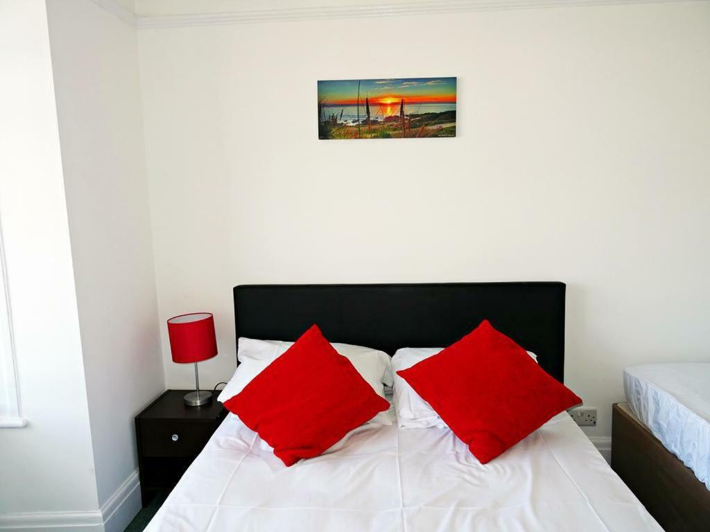 Ocean Breeze Hotel นิวคีย์ ภายนอก รูปภาพ